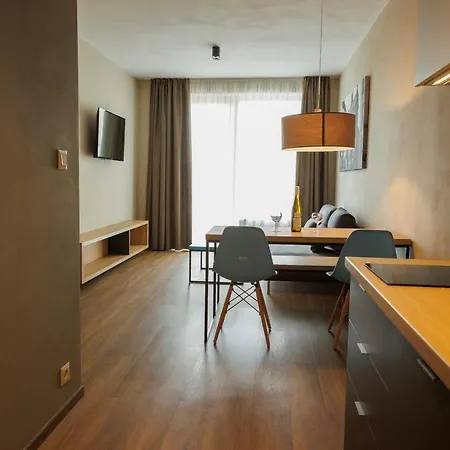 Avenue Pallova 28 4*