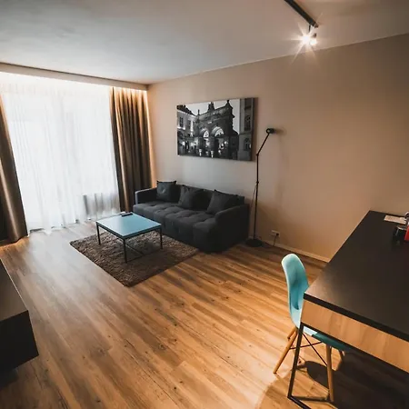 Avenue Pallova 28 Szálloda 4*