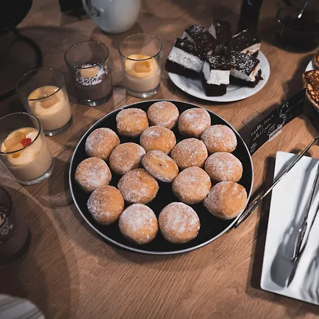 Avenue Pallova 28 4*