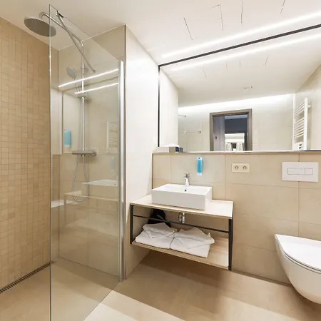 Hotel Avenue Pallova 28