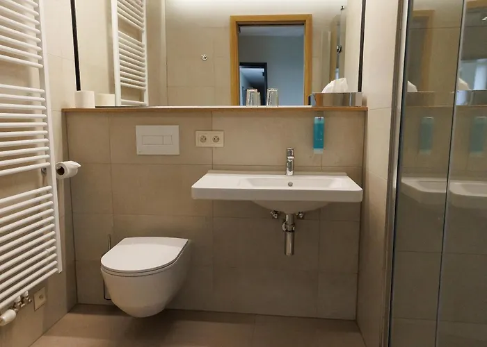 Hotel Avenue Pallova 28