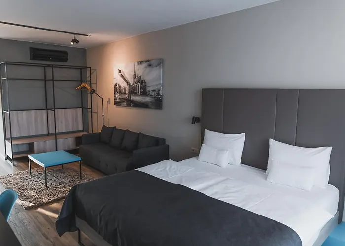 فندق Avenue Pallova 28 بلزن