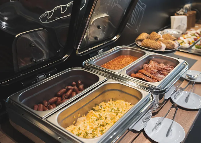 호텔 Avenue Pallova 28 4*