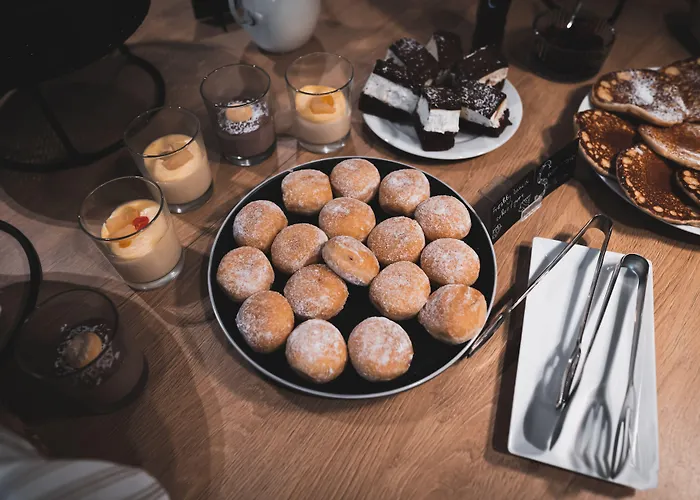 Avenue Pallova 28 4*