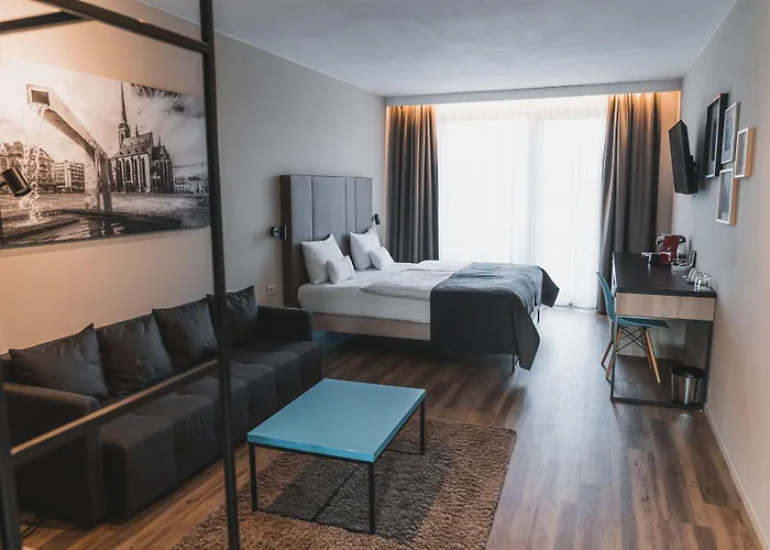 Avenue Pallova 28 4*