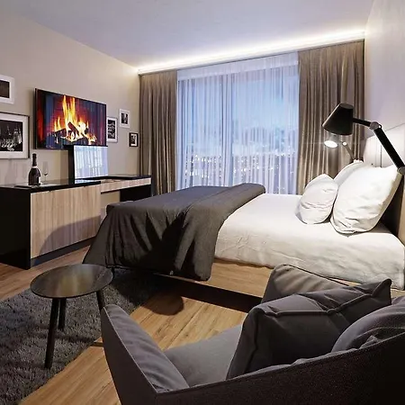 Avenue Pallova 28 4*